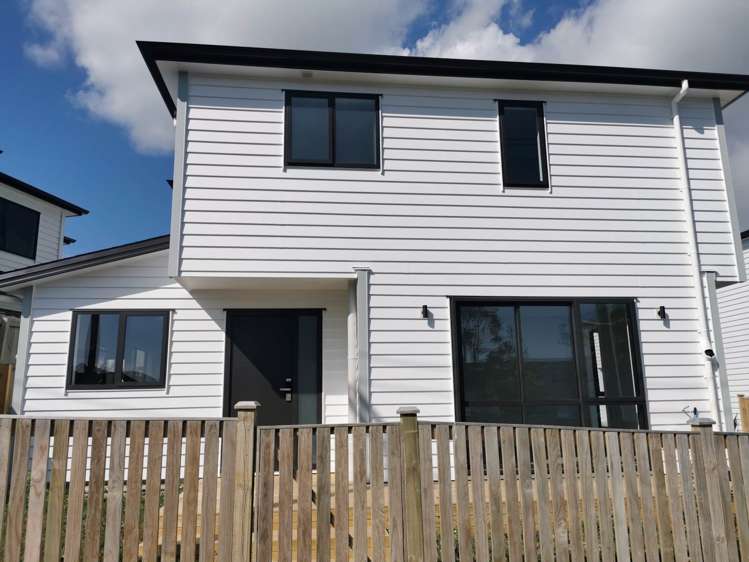 13E Windermere Crescent Blockhouse Bay_17