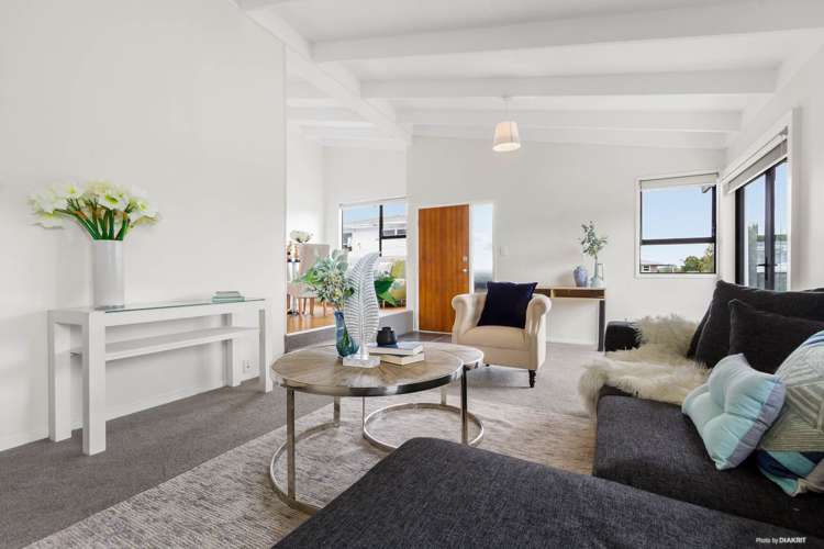 8 Kaurilands Road Titirangi_4