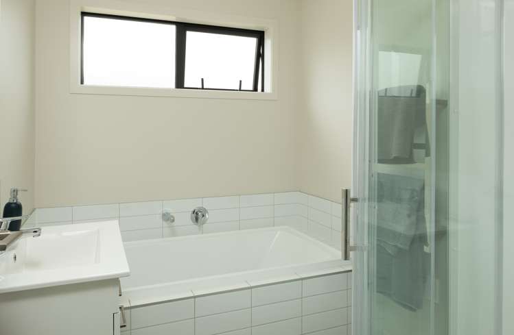 880 Harington Point Road Harington Point_10