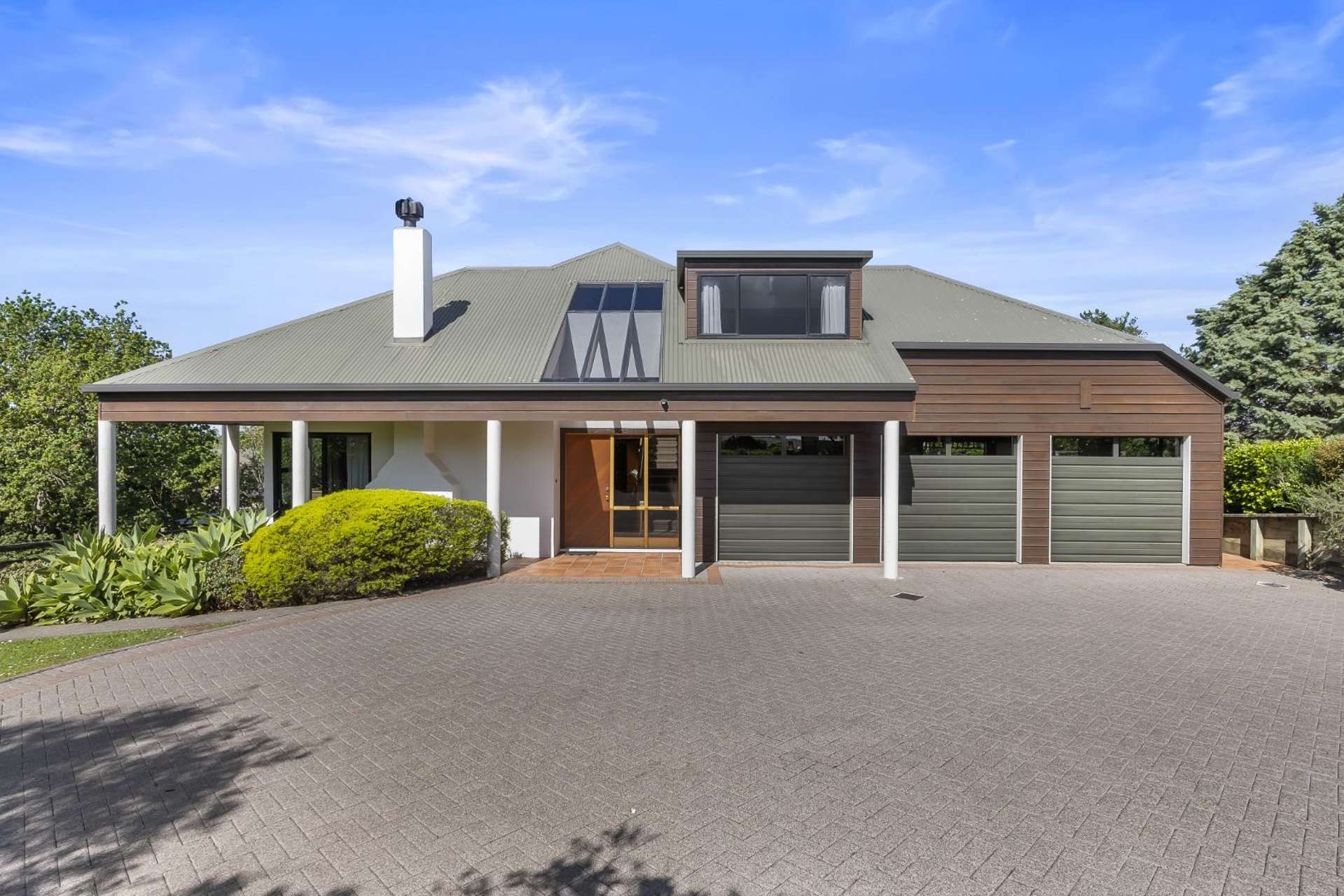 257 Point View Drive | Dannemora | Manukau City | Houses for Rent - OneRoof