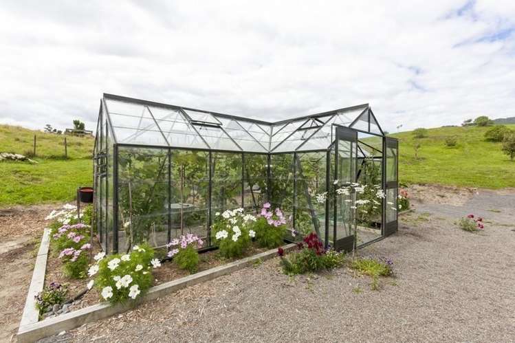 94 Raukawa Road Peka Peka_25