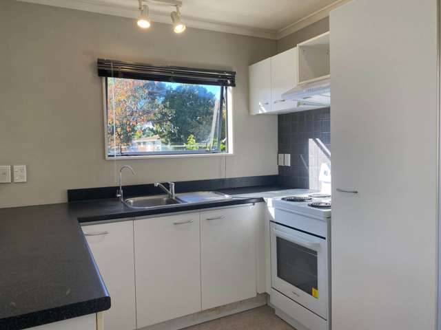 76 Aranui Road Mount Wellington_2