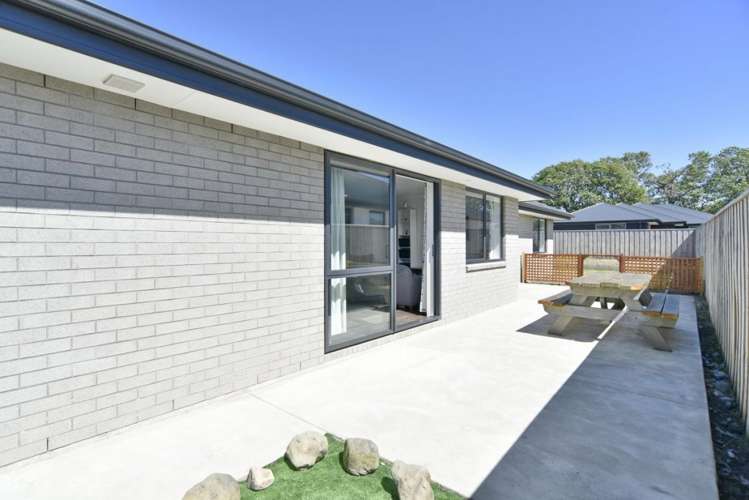 14 Quinn Crescent Woodend_18