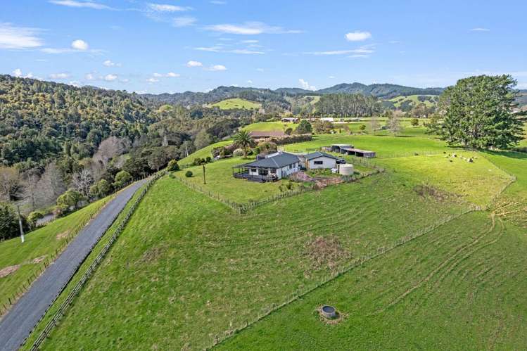24 Moumoukai Road Hunua_32