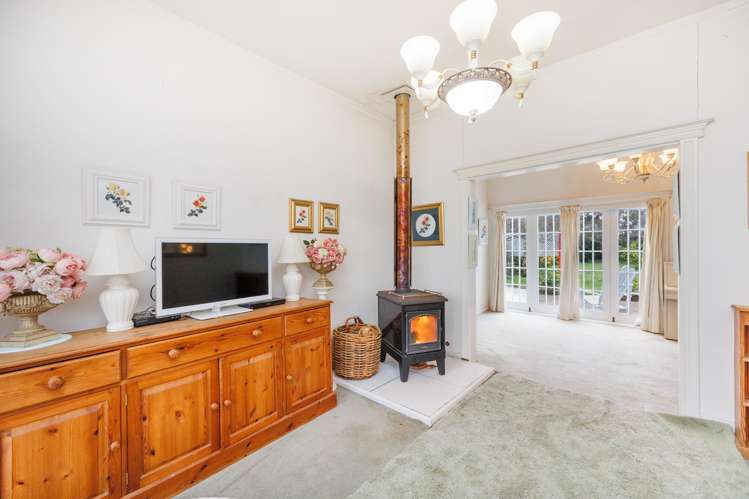 86 Grey Street Woodville_13