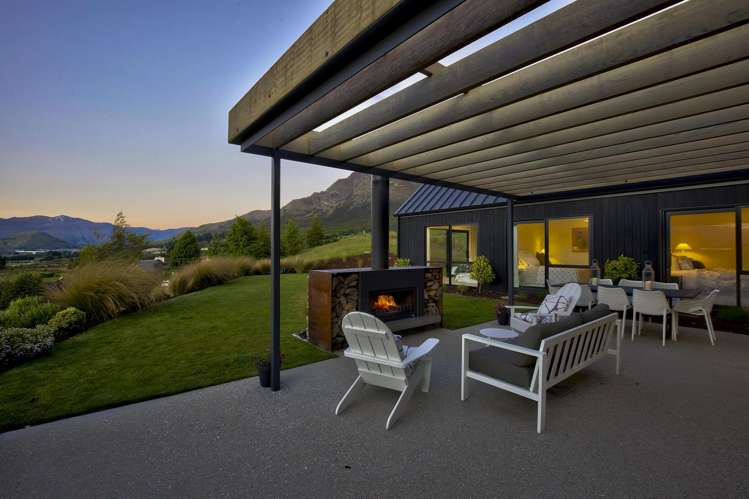 1 Chimney Lane Jacks Point_13