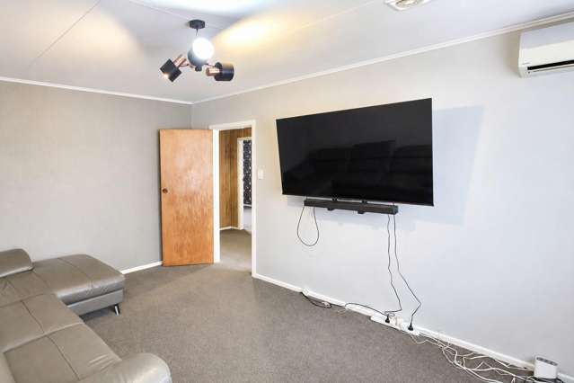 410 Warspite Avenue Ascot Park_4