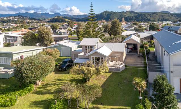 215 Beverley Terrace Whangamata_3