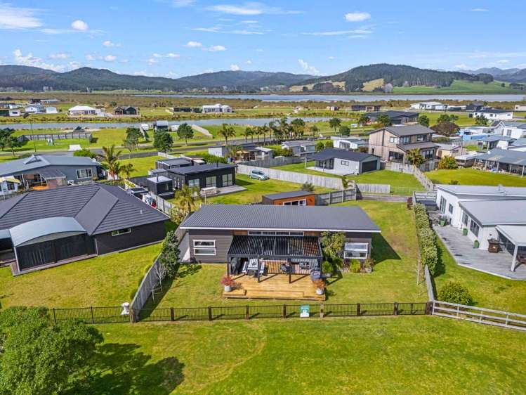 171 Rangiora Crescent Matarangi_25