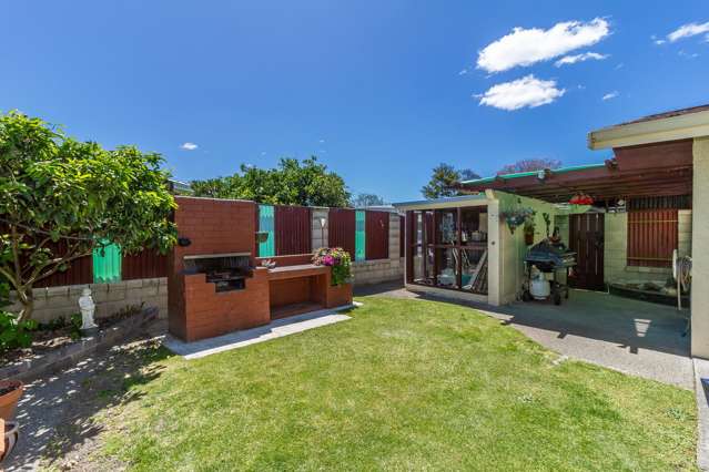 6 Konini Crescent Pirimai_4