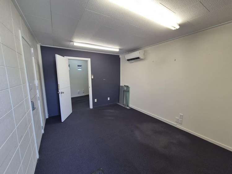 Unit 2, 40 Main Road Waikanae_6