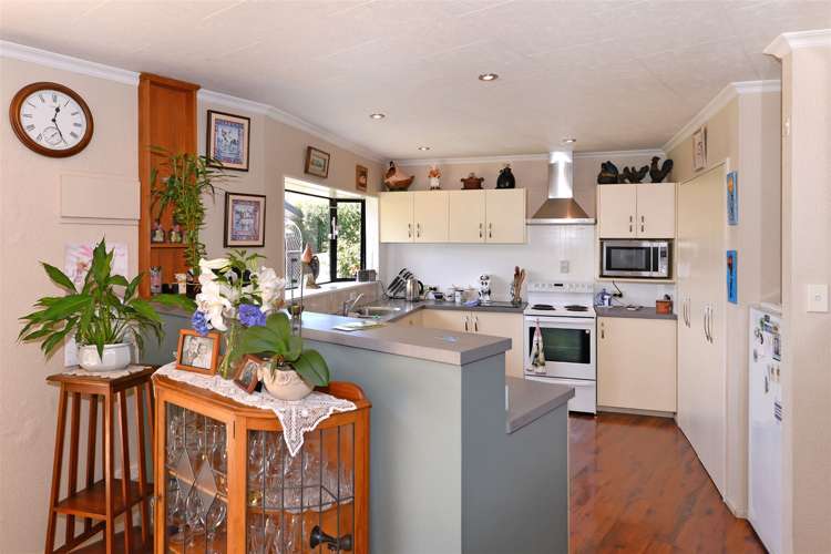 11 Malthouse Crescent Brightwater_12