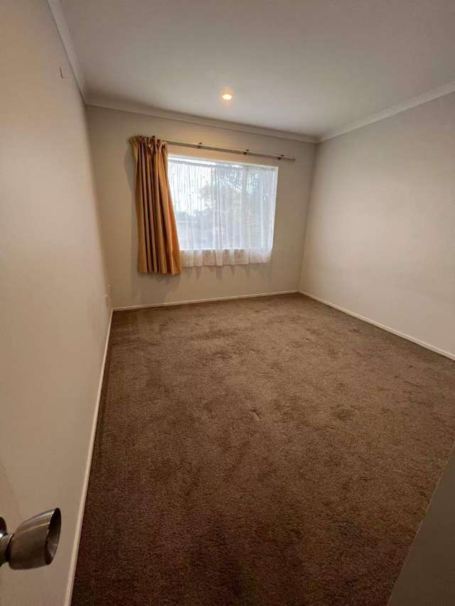 A/21 Maugham Drive 1648_4