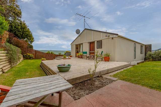 2/11 Mervyn Place Plimmerton_2