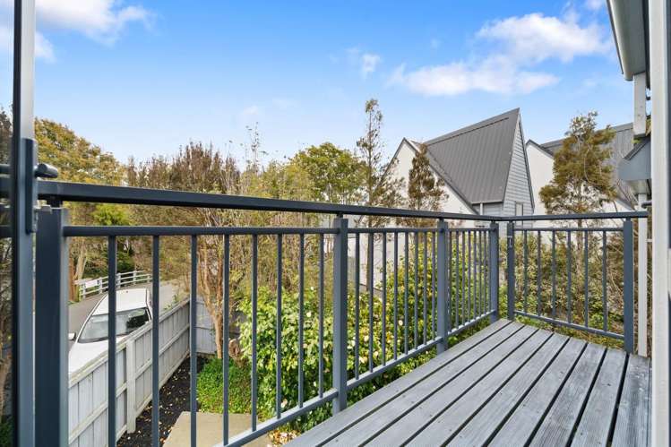 1/27 Cornwall Street Saint Albans_12