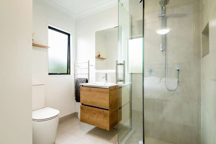 8A Onepoto Road Hauraki_23