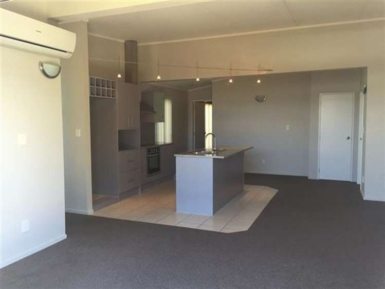 13 Merlot Lane Pukekohe_7