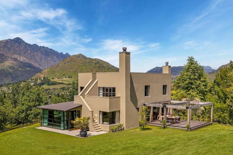 453 Littles Road Dalefield/Wakatipu Basin_18