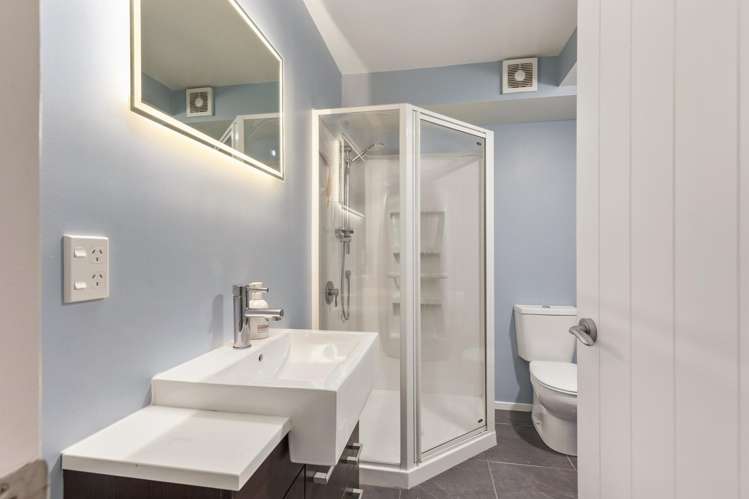 42b Haumia Street Johnsonville_11