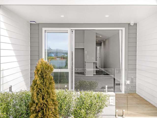 110E/30 Bob Robertson Drive Woodend_2