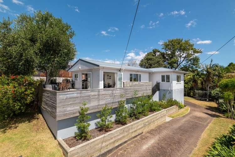 34 Tiri Tiri Road Birkdale_15