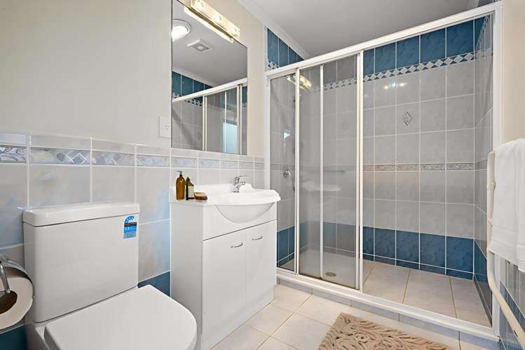 94 Redcastle Drive East Tamaki_11