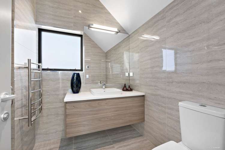 179 Jack Lachlan Drive Beachlands_13