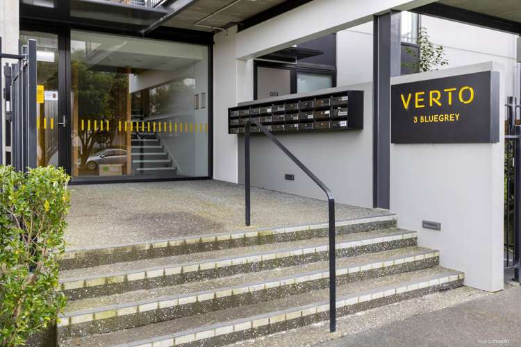 404/3 Bluegrey Avenue Stonefields_10