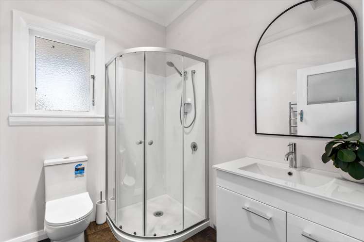 1031 Beatty Street Mayfair_8