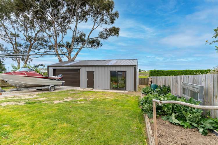 13 Kerr Street Karitane_15