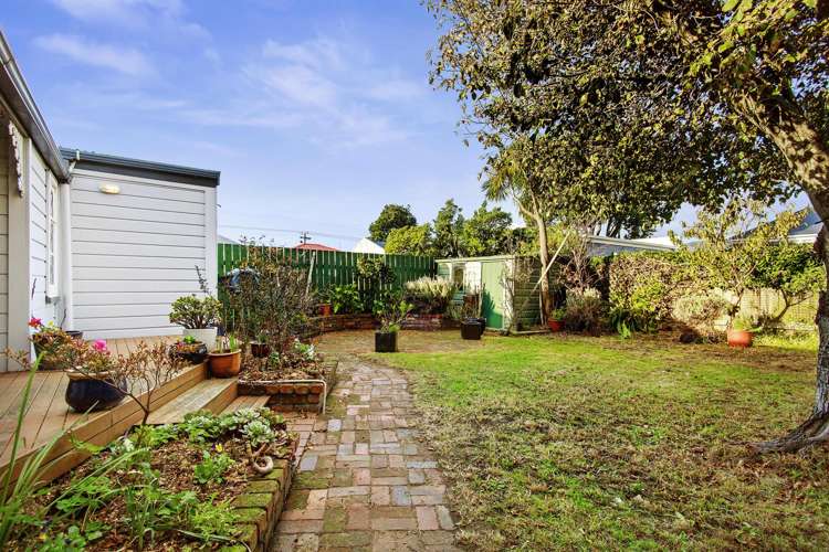 18 Aurora Street Petone_19