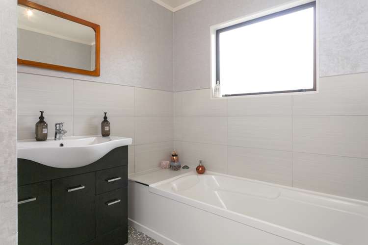 7 Anna Place Hilltop_21