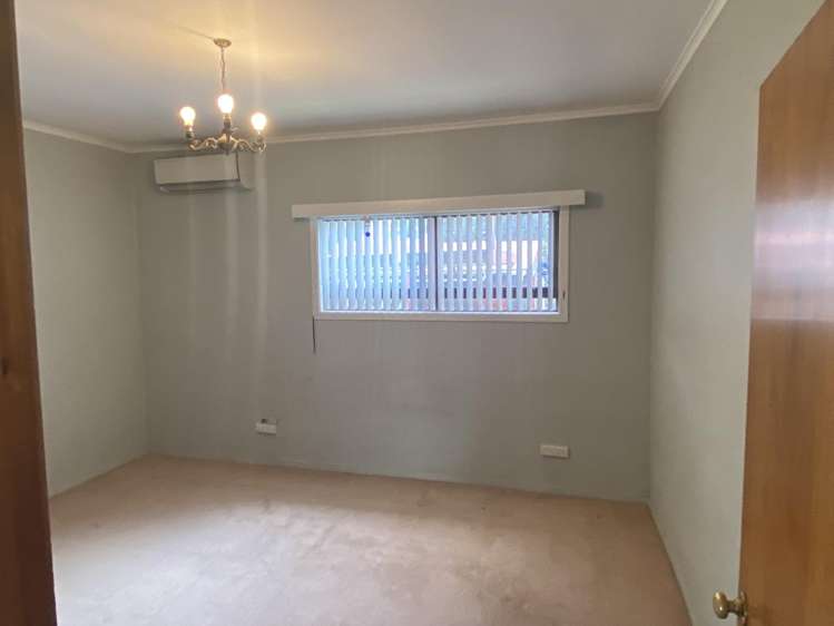 8 Freyberg Avenue 10695_10