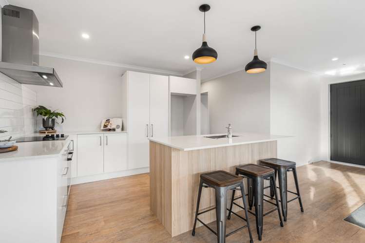 8 Lolite Lane Rolleston_4