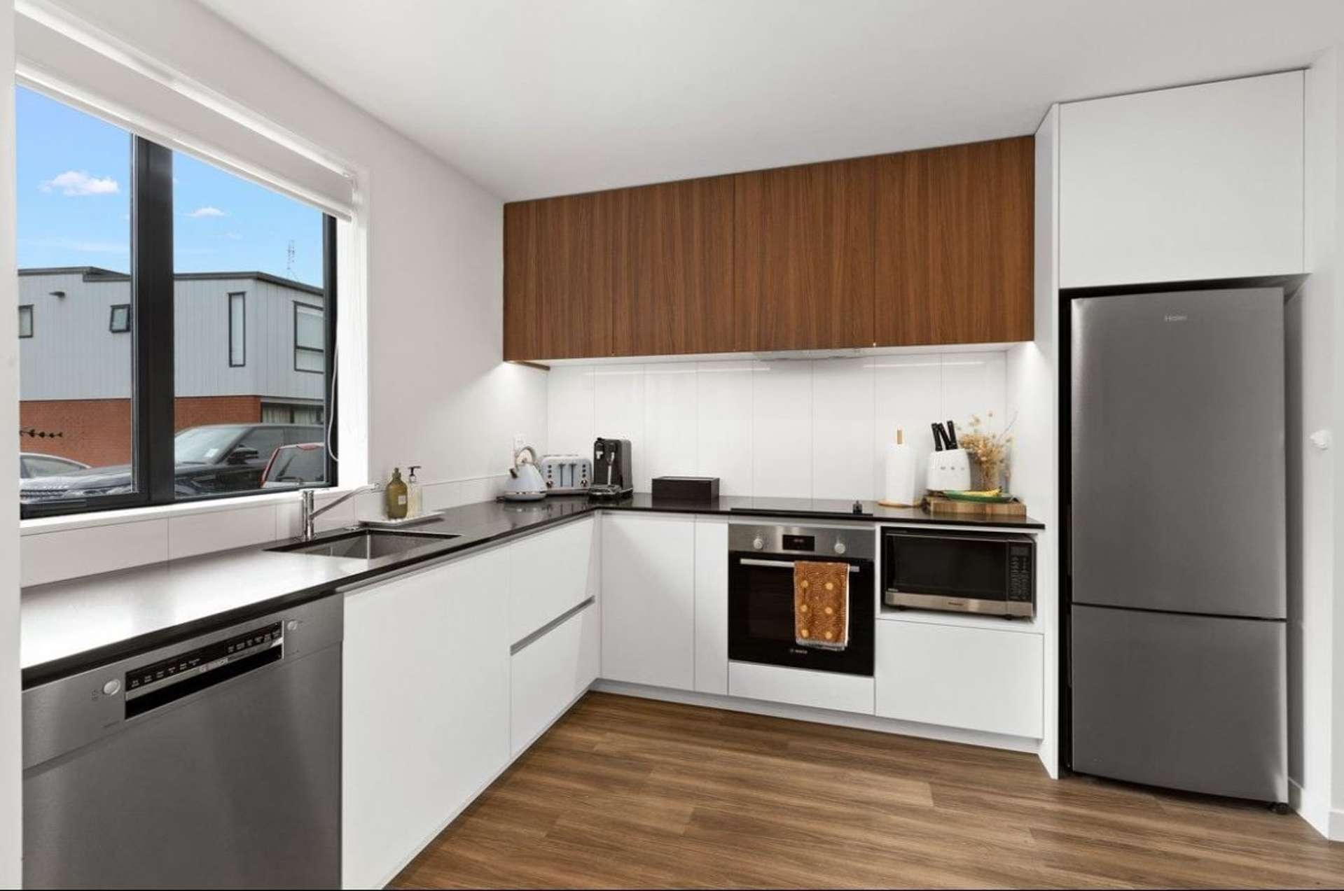 32B Coral Crescent Panmure_0