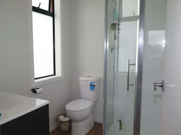 1 Mahana Place Raglan_13