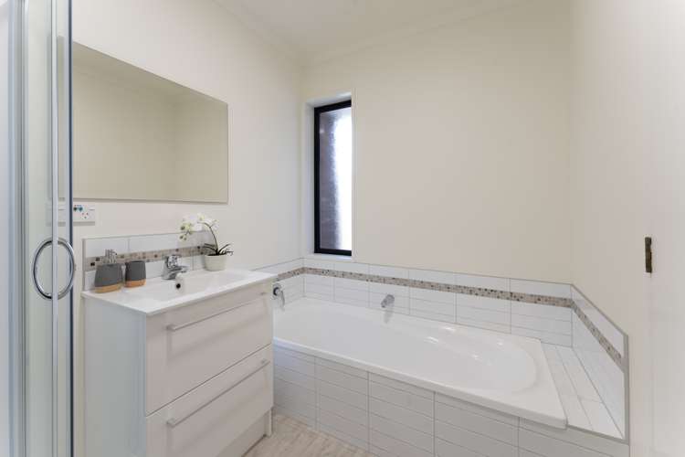 2/21 Wembley Street Sydenham_11