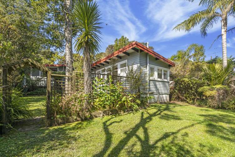 25 Konini Road Titirangi_16
