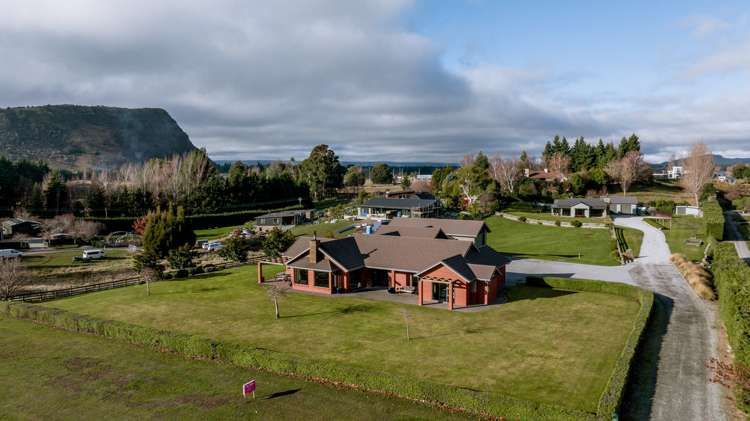 90 Golf Course Road Wanaka_1