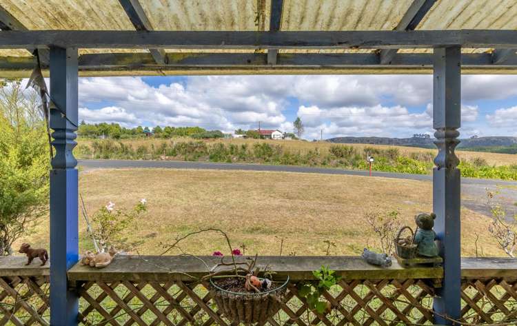 46 Renown Road Waikokowai_16