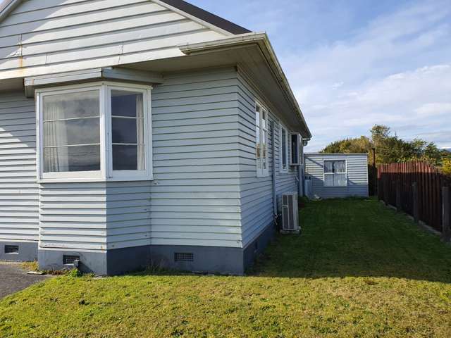 168 Fitzherbert Street Hokitika_1