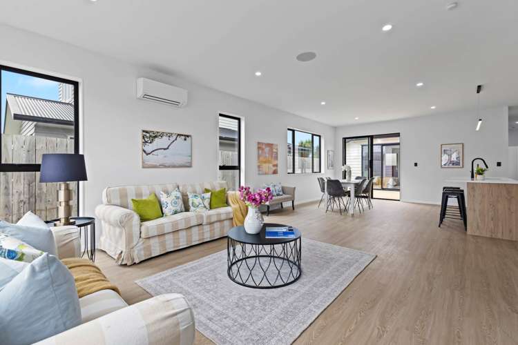 17 Black Beech Crescent Takanini_6