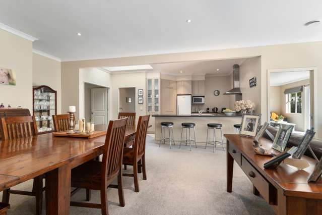 26 Deller Drive Carterton_2