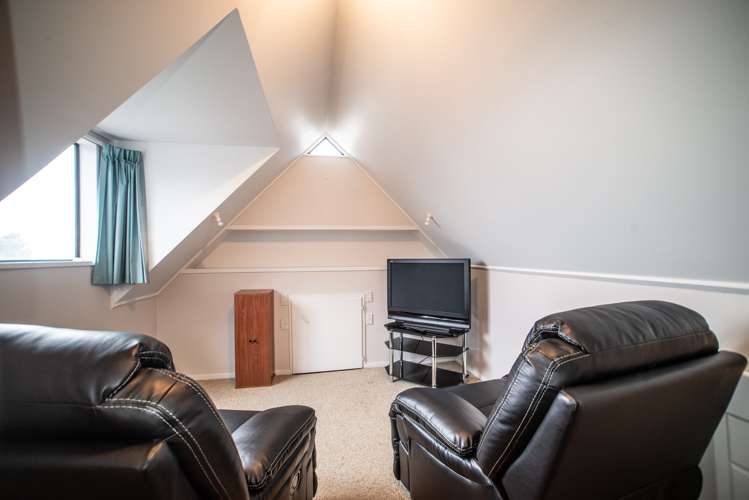 2 Lanes Road Alexandra_10