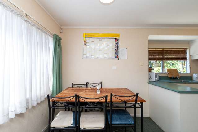 30b Yeats Crescent Fairfield_2