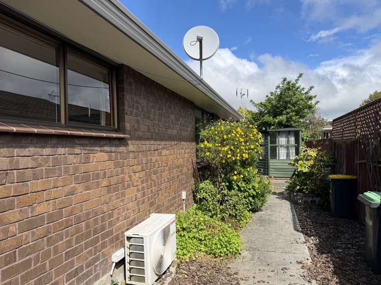 B/1 Hurunui Street Cracroft_11