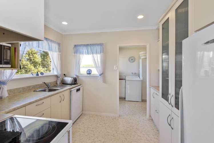 23 Merchant Avenue Te Atatu South_9