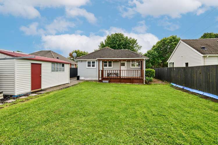 36 Chapman Crescent Naenae_18