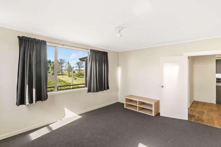 7 Chichester Street The Pines Beach_10