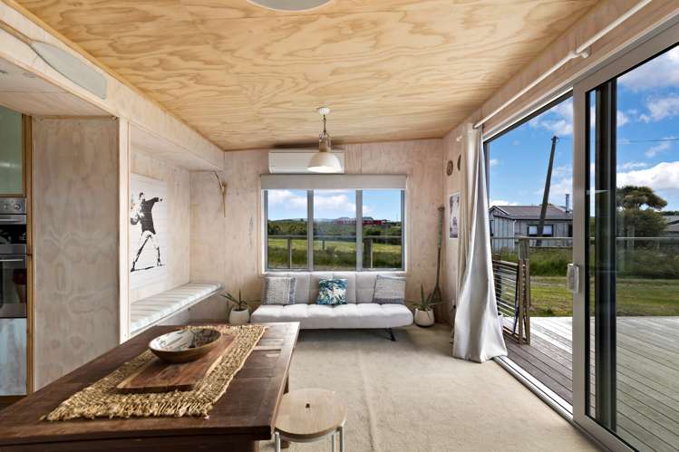 31 Violet Street Riverton_9